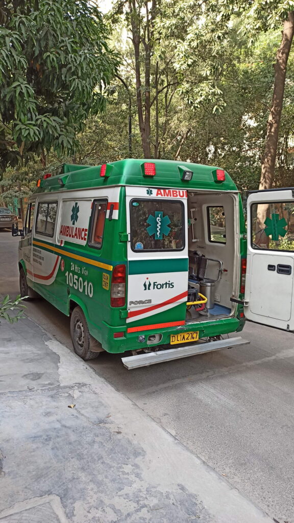 インドの救急車